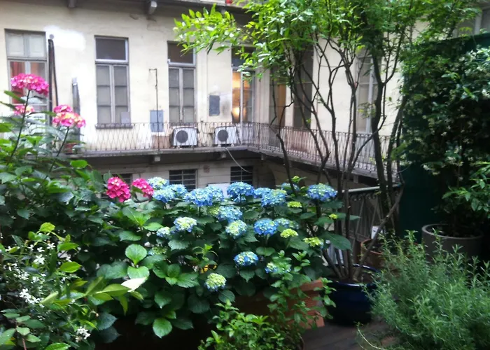 La Casa Di Maghetta & Baga Rooms